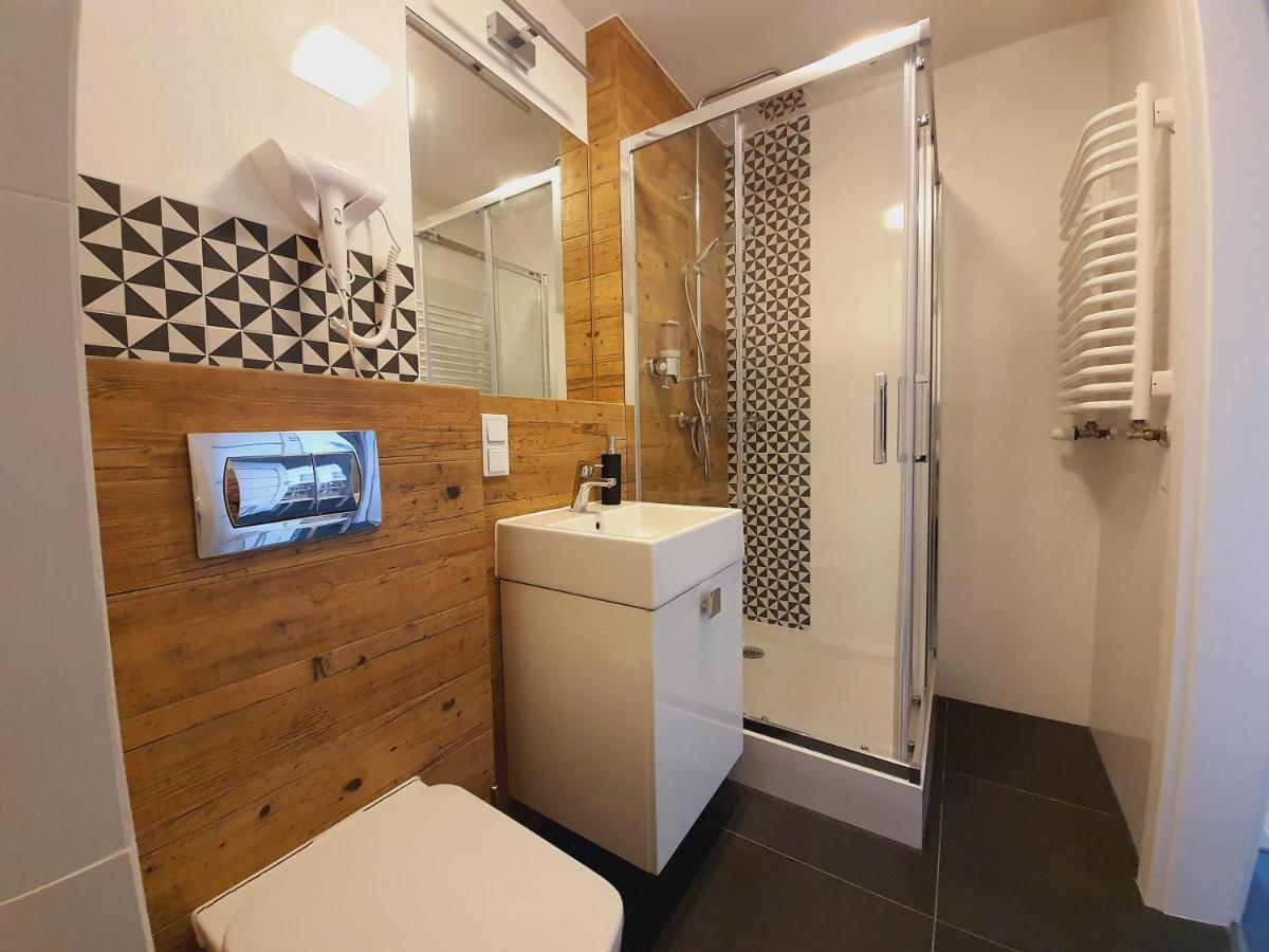 Апартаменты Apartament Krakowska Prestige Вроцлав Экстерьер фото