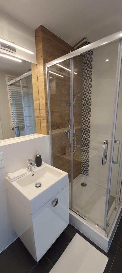 Апартаменты Apartament Krakowska Prestige Вроцлав Экстерьер фото